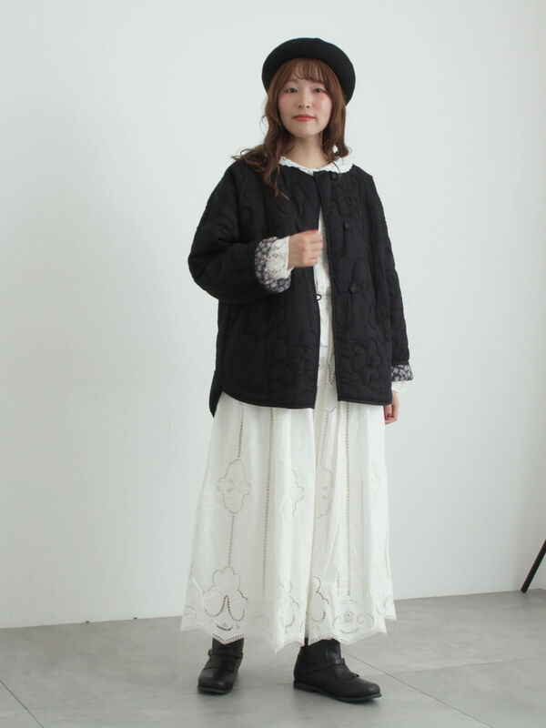 セール】 カットワーク刺繍裾スカラップスカート（オフホワイト