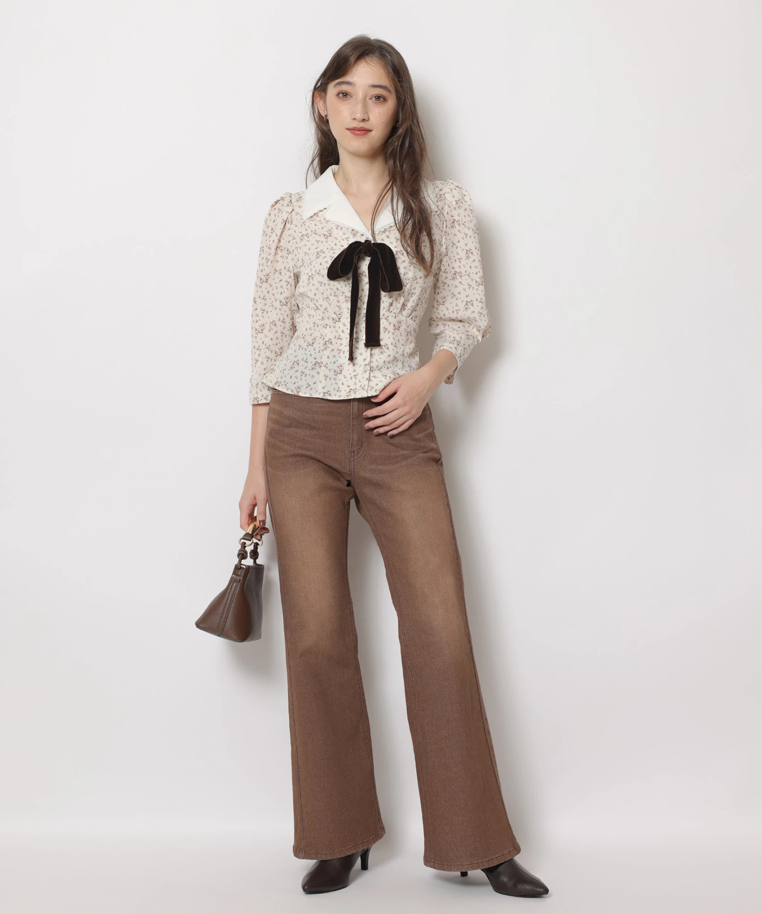 美脚セミフレアデニムパンツ | デニム | Rirandture（リランドチュール