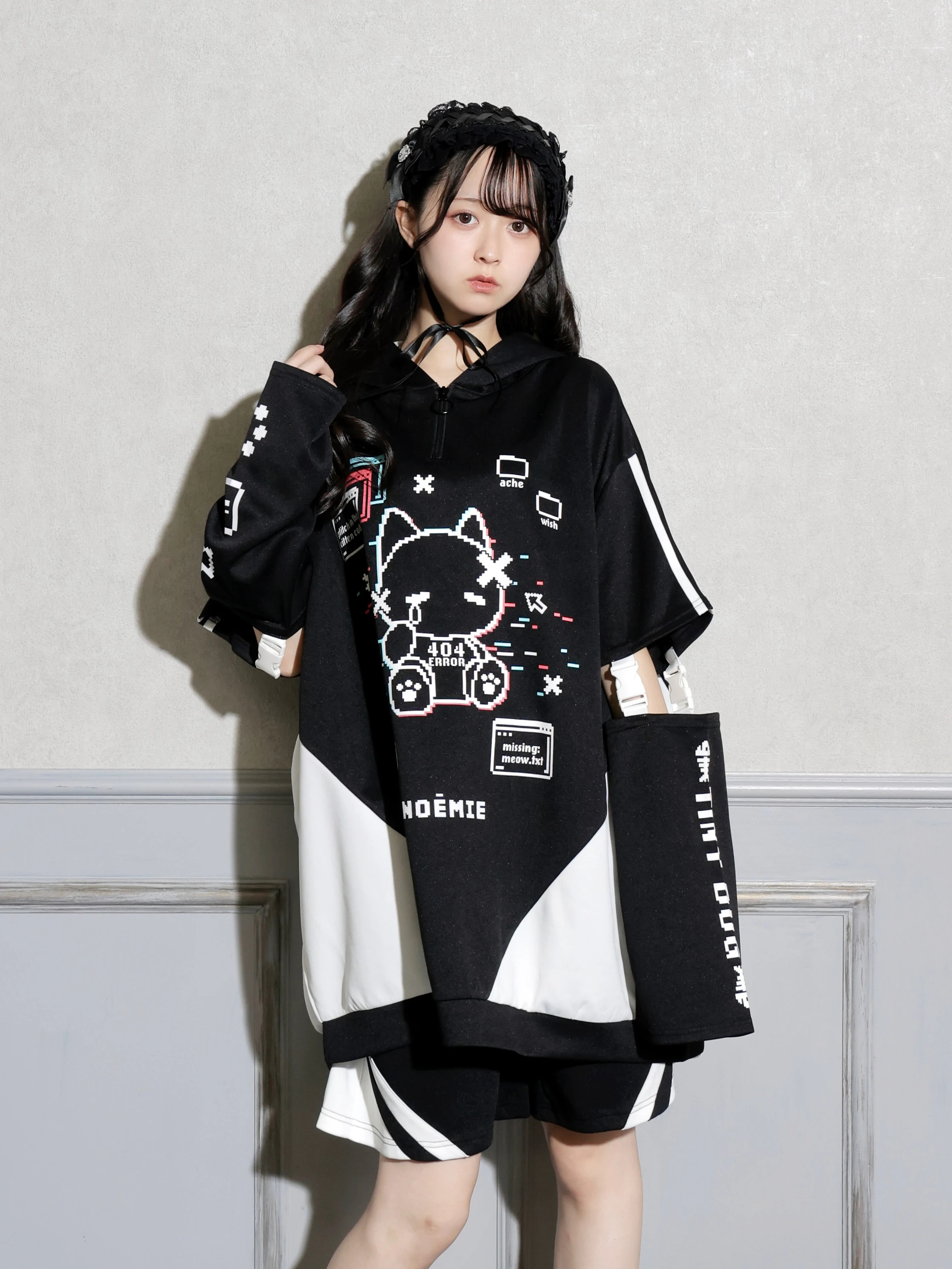 サイバーにゃんにゃんジャージパーカー（パーカー｜ピンク・サックス