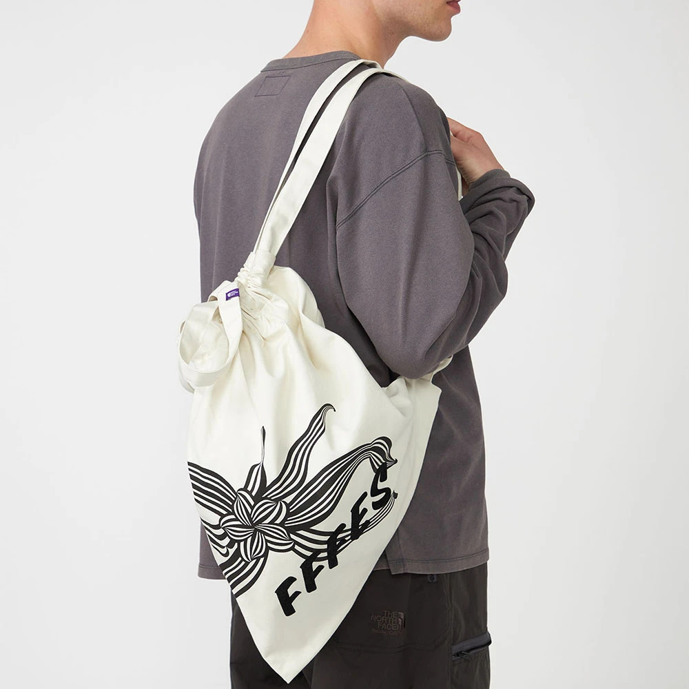 ザノースフェイスパープルレーベル]FFFESグラフィックトート / THE