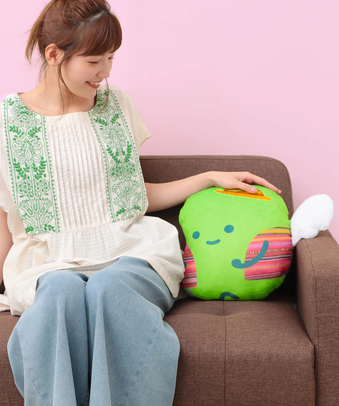 ミーノ」コラボレーションダイカットクッション / その他インテリア