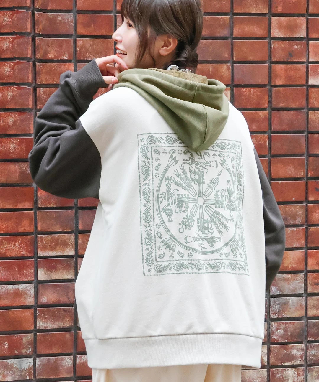 イェイプリントスウェットジップパーカー / スウェット・パーカー