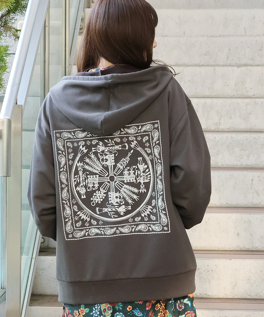 イェイプリントスウェットジップパーカー / スウェット・パーカー