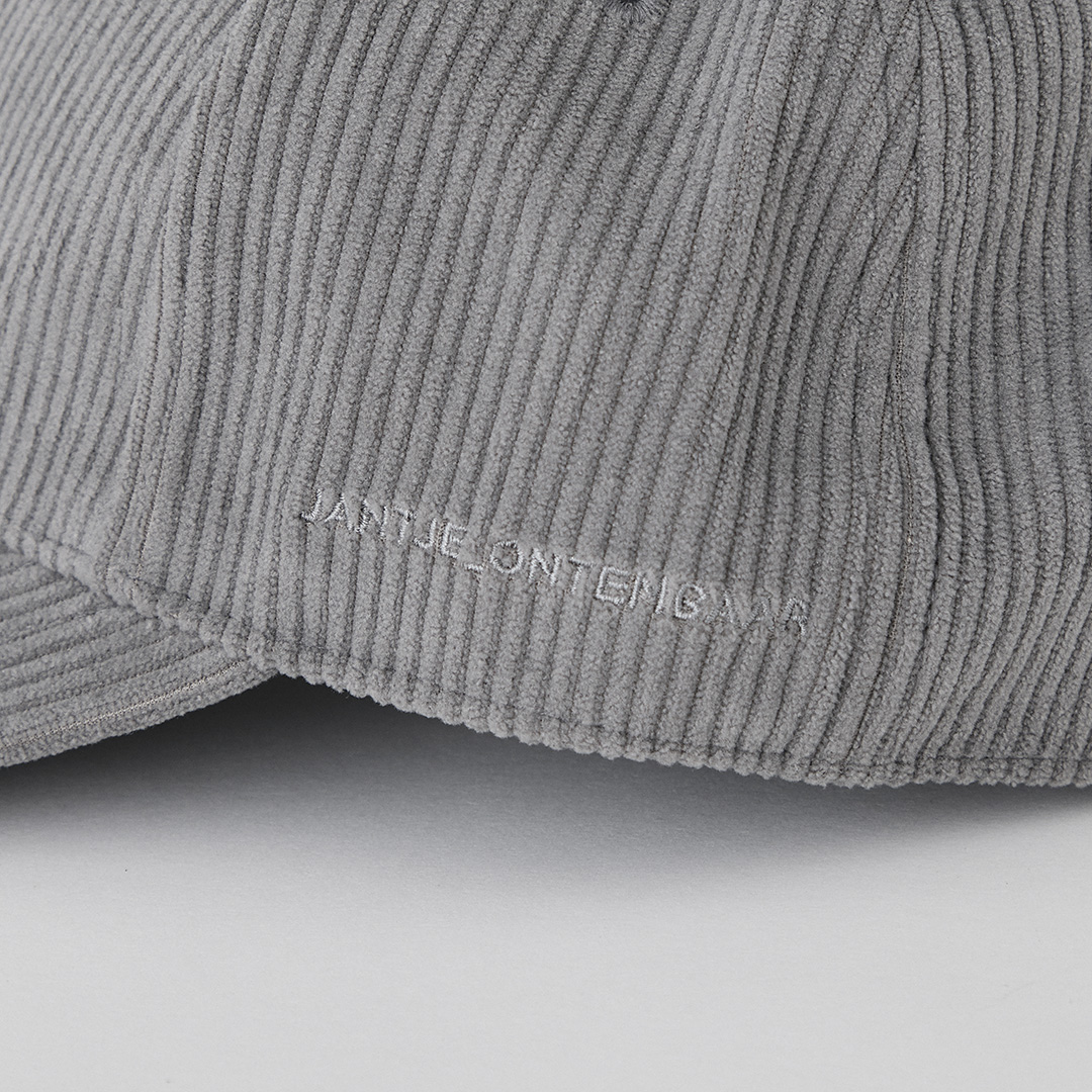 J_O - JANTJE_ONTEMBAAR