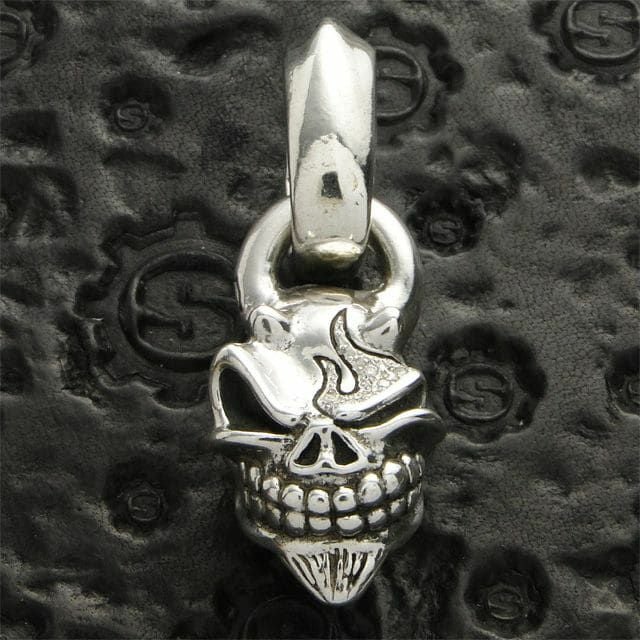 スターリンギア ギアフェイスペンダント w/ダイヤ | ジュエリー