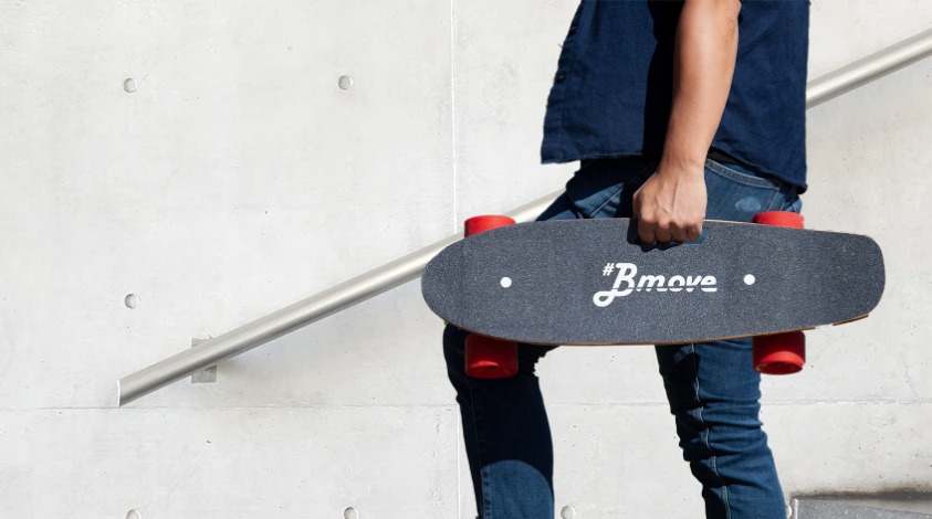電動アシストスケートボードのレンタルサービス「Bmove」の特徴と