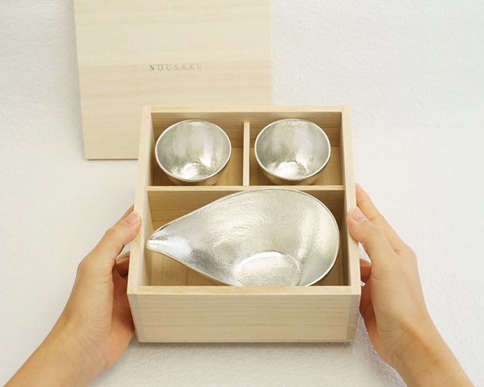 能作 錫の高級ぐい呑み・片口酒器セットはギフトに◎