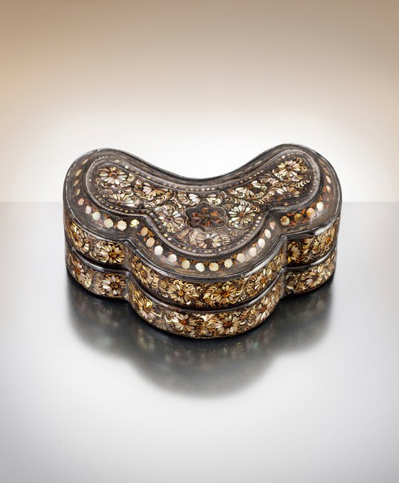 15年の執念…日本にあった高麗螺鈿箱、ようやく韓国の地に | Joongang