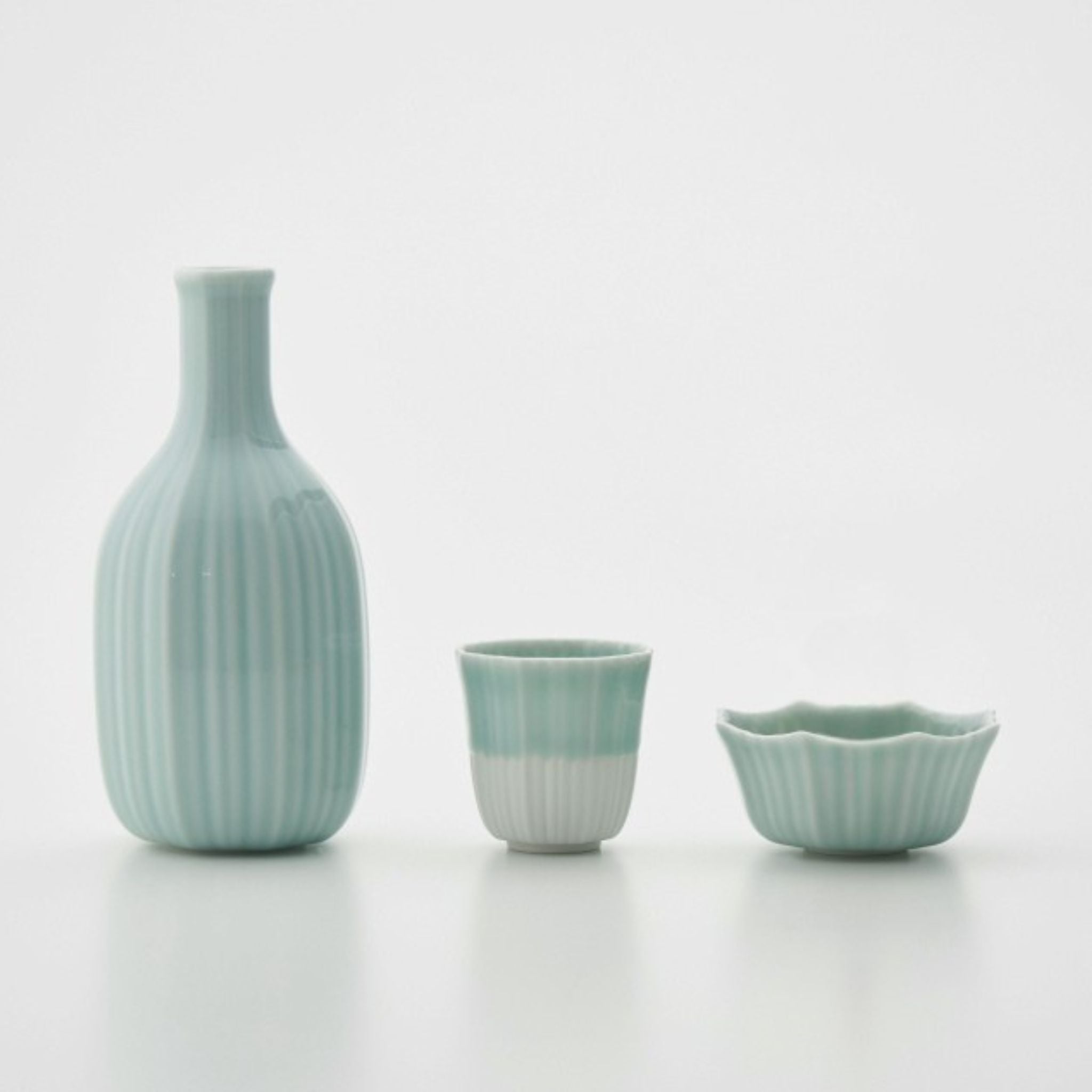 鍋島青磁 | 酒器セット | 徳利・猪口・小鉢 | 鍋島虎仙窯