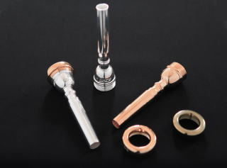 Brass Lab.MOMO ロータリートランペット用マウスピースのページ