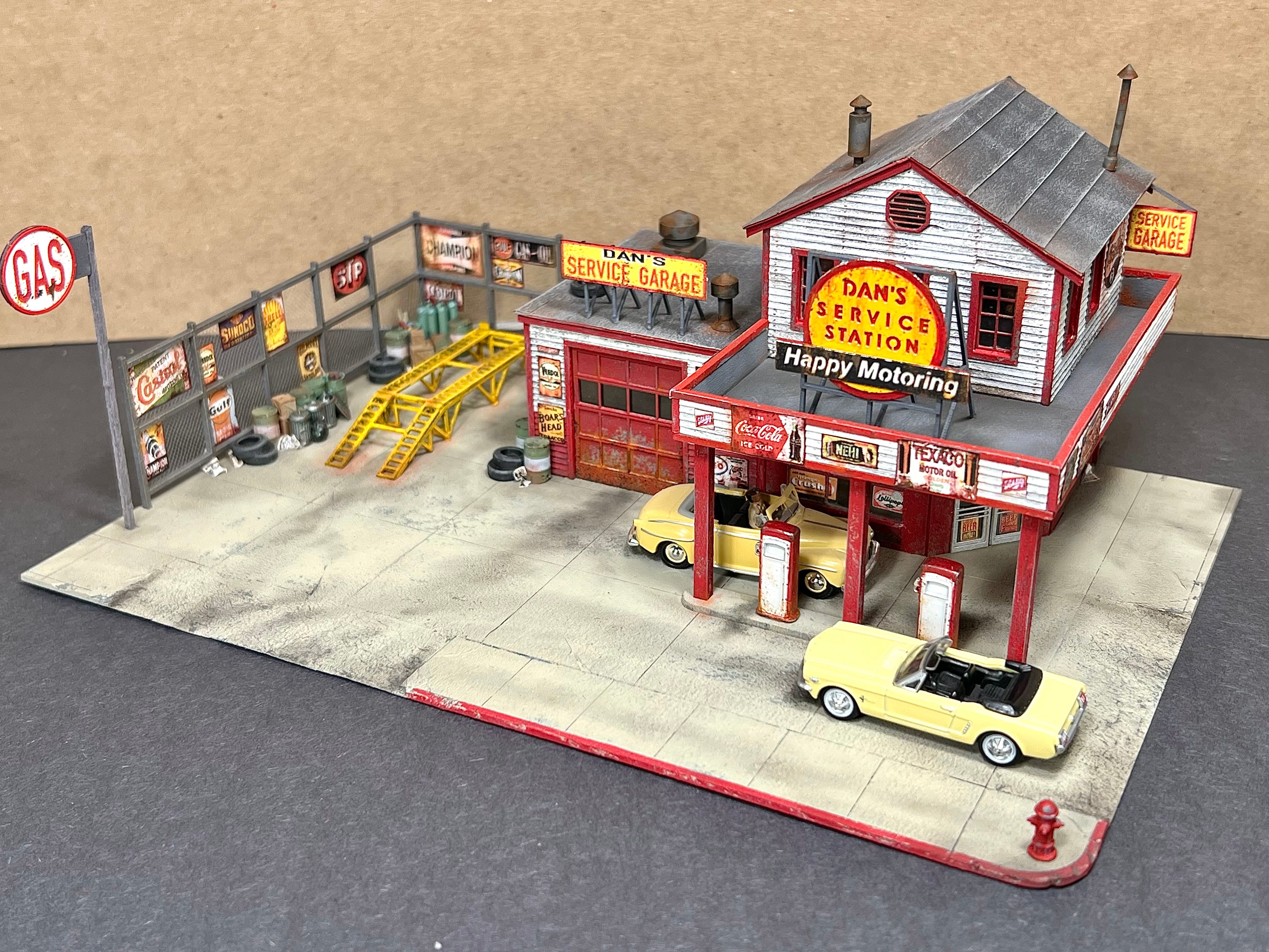 HO Scale: Year 3 Anniversary Kit- Dan's Service Station – Jason