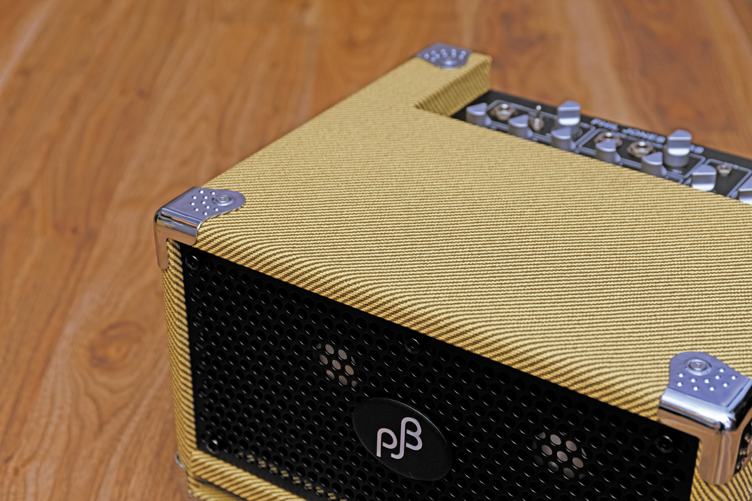 PJB人気アンプに限定ツイードモデル登場！ – JES公式ブログ