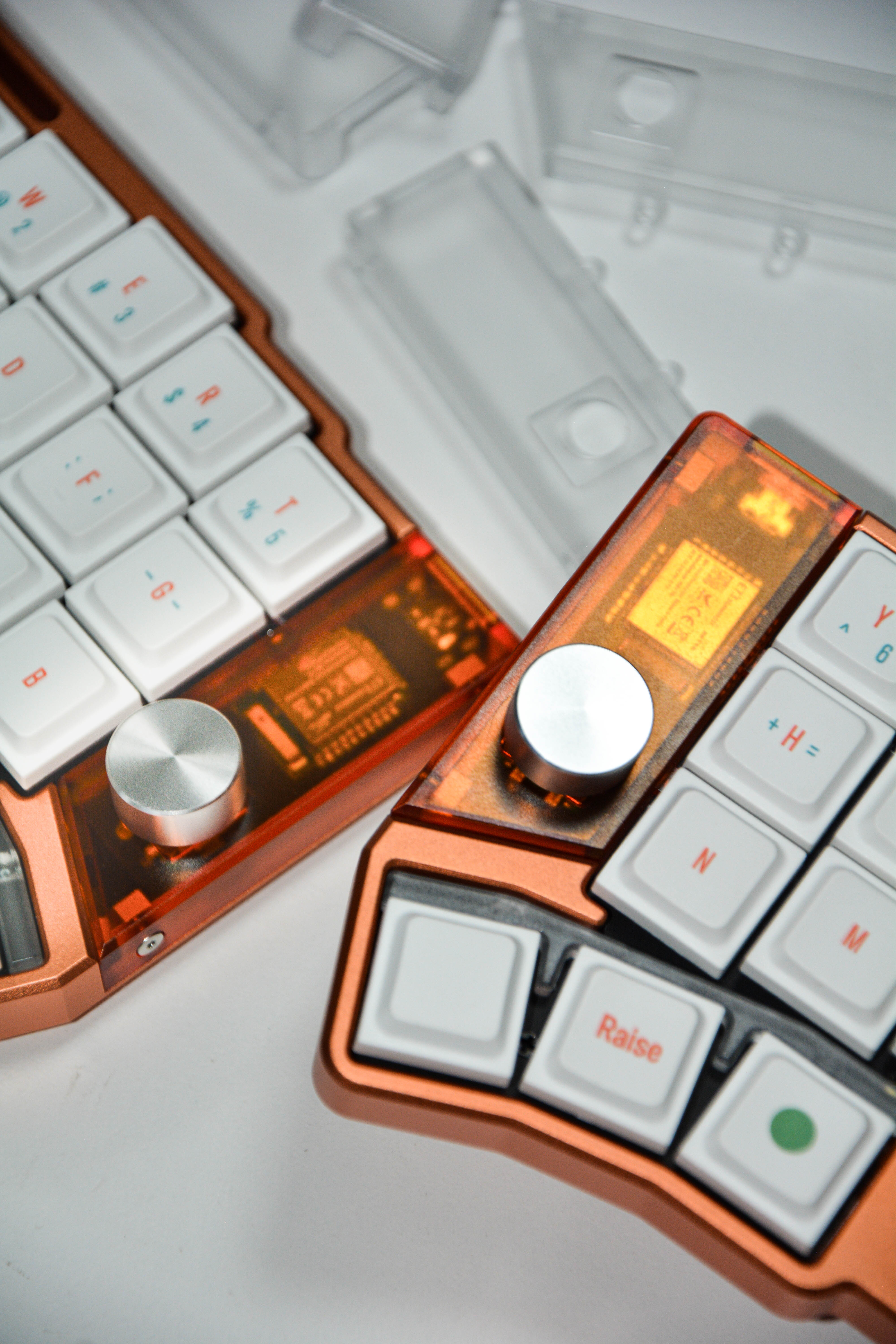 Cornix LP 無線分割キーボード – JezailFunder Japan