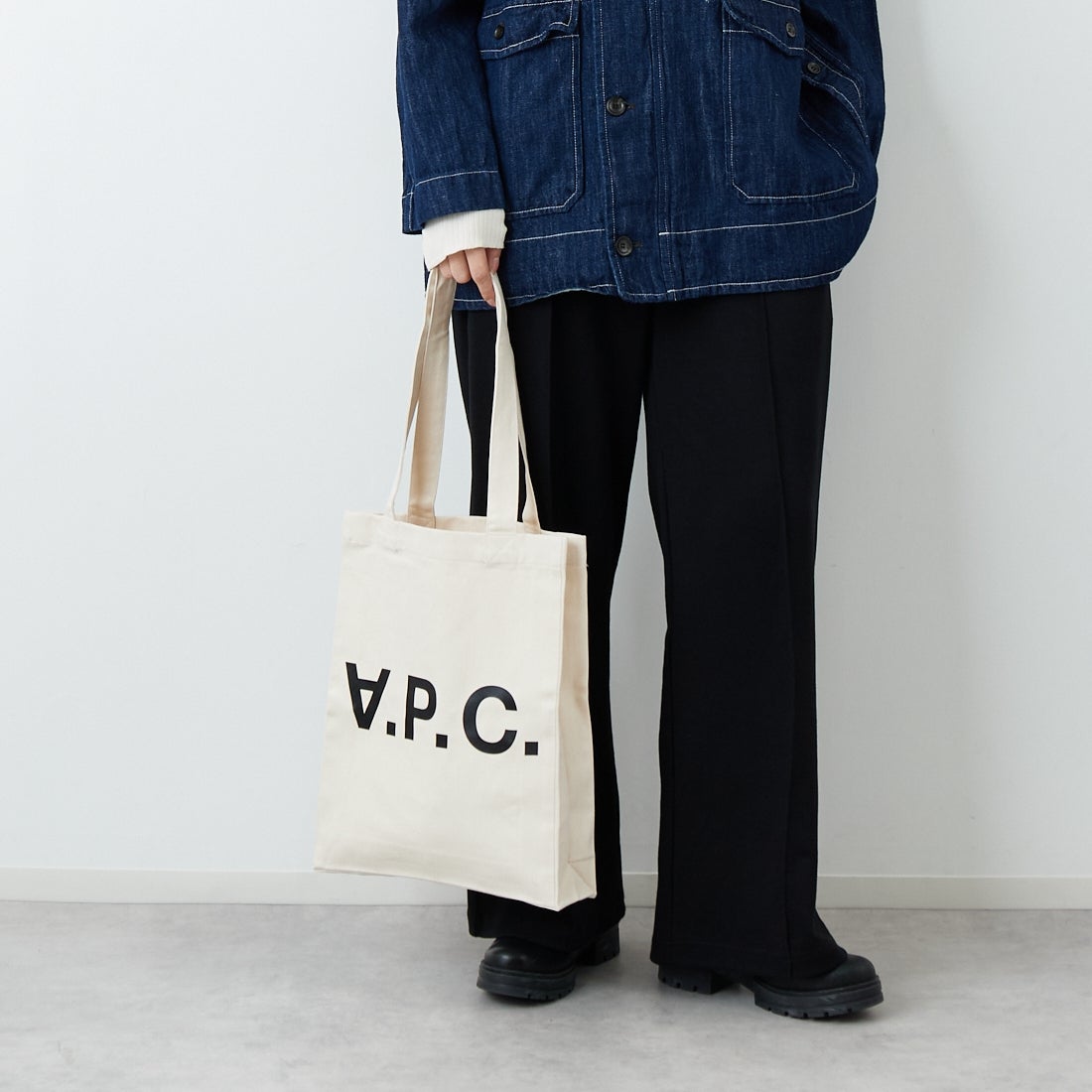 A.P.C. [アー・ペー・セー] LAURE デニムトートバッグ [TOTE-LAURE