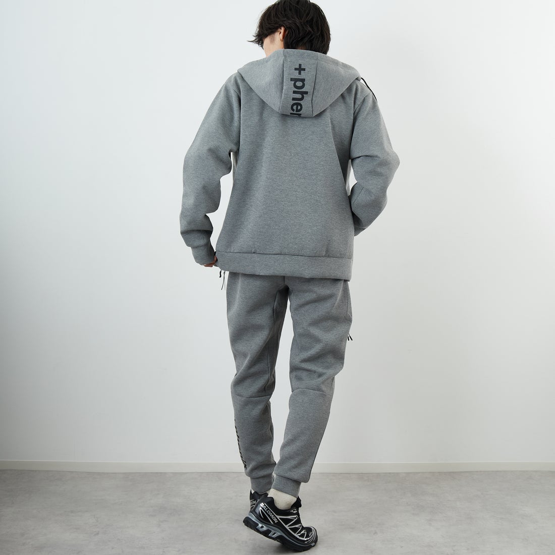 phenix [プラスフェニックス] 別注 ダンボールニット ジップアップ