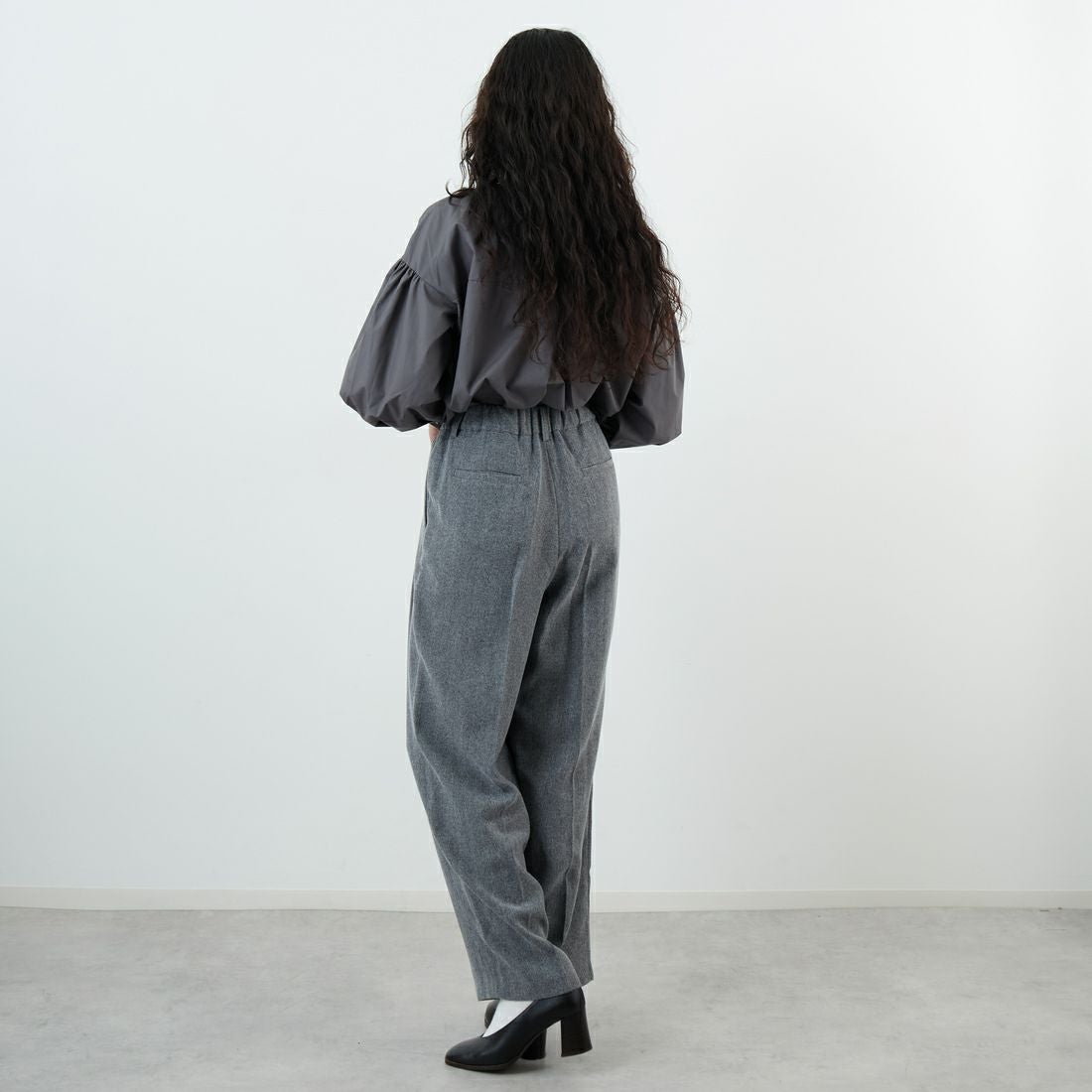 USINE [ユジーヌ] イージーケアウールライク 2タックワイドパンツ