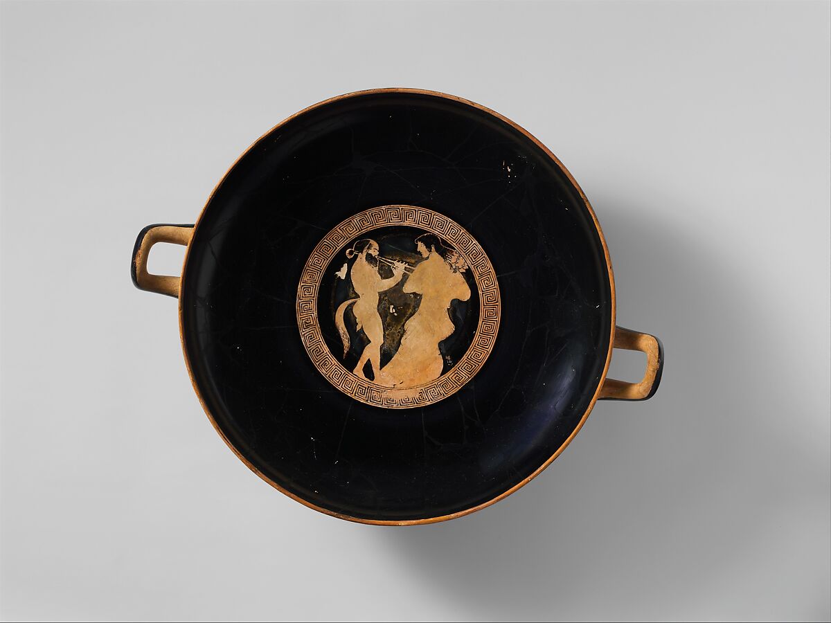 テラコッタ製のキュリック（飲み物の杯） Terracotta kylix (drinking