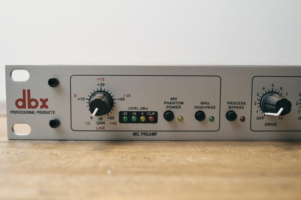 SHURE SM7B用にマイクプリアンプ dbx 286sを導入 | jittodesign blog