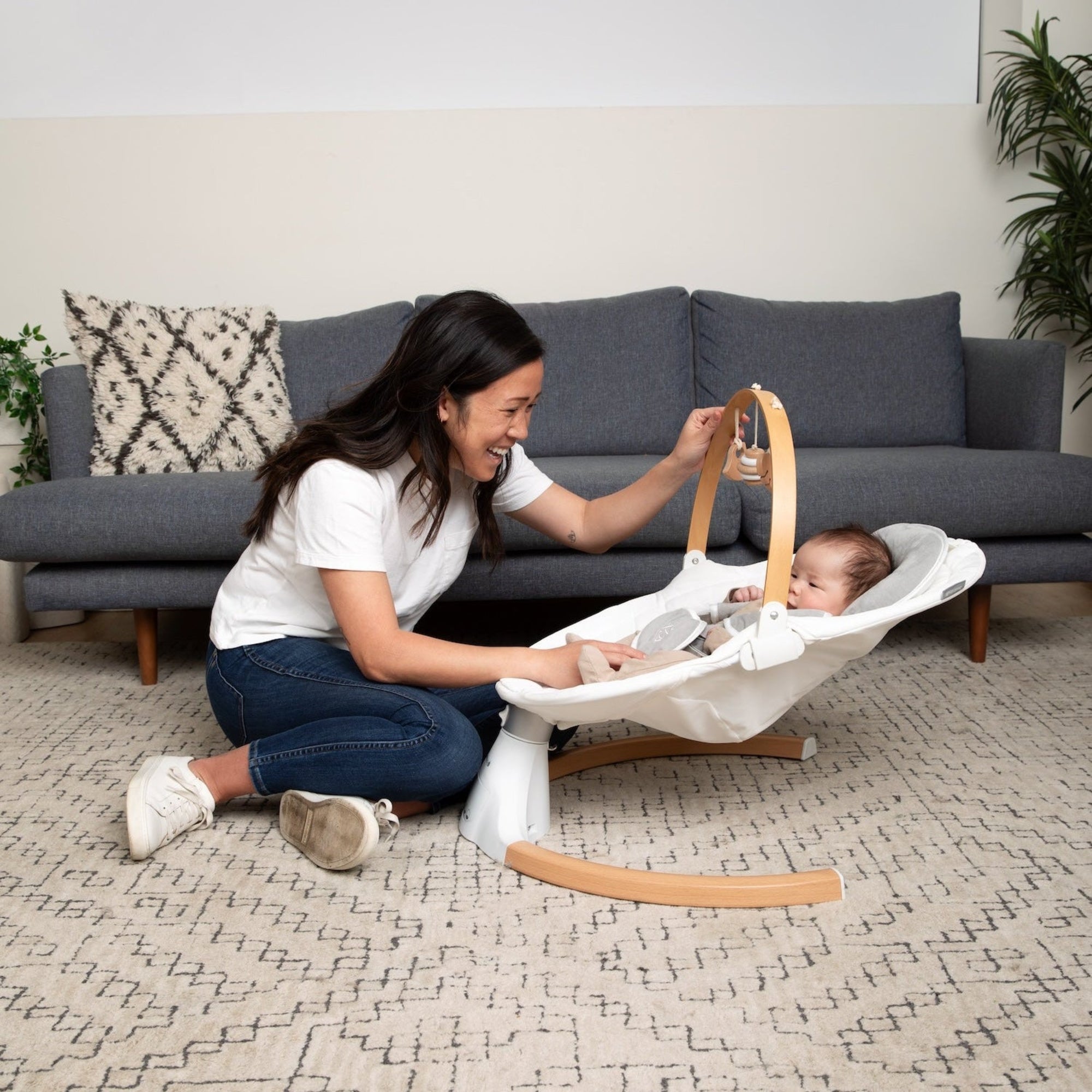 Nova Nature Baby Swing – Side-to-Side Motion with Bluetooth | Jool