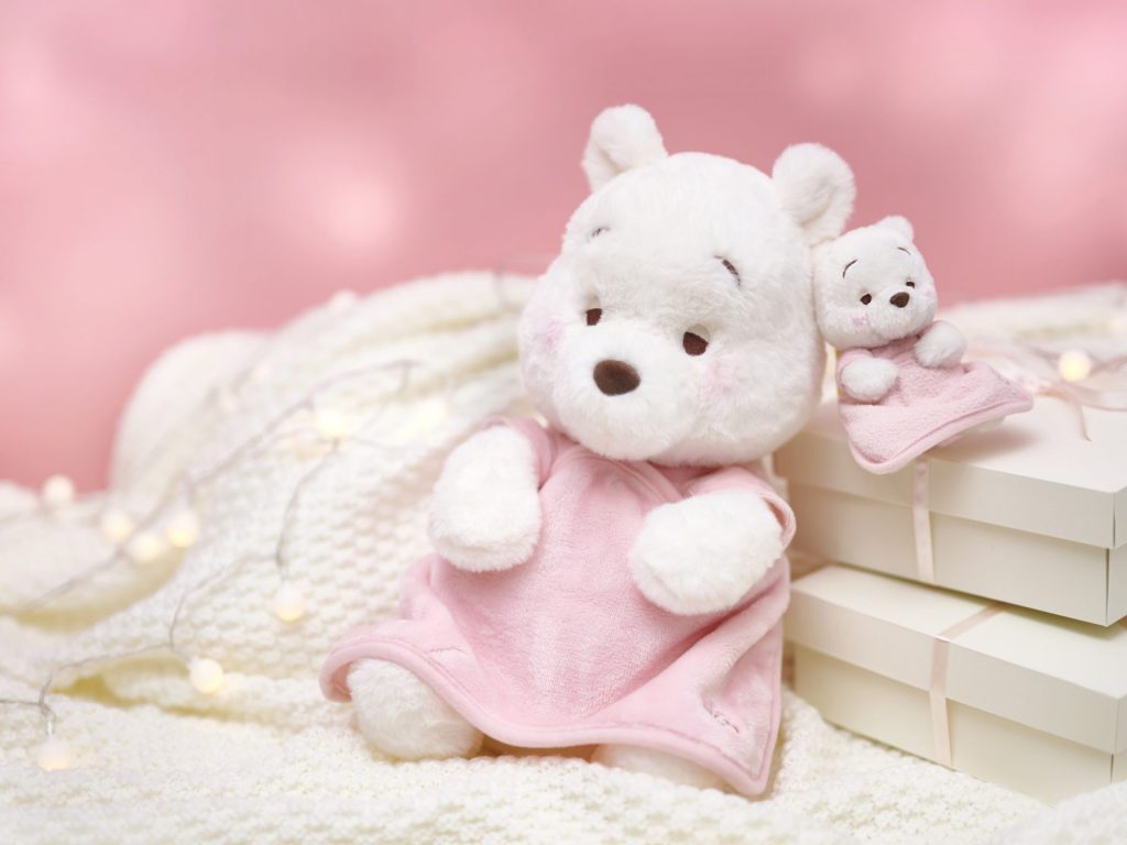 冬限定「プーさん」ハニーミルクラテカラーがディズニーストアに登場