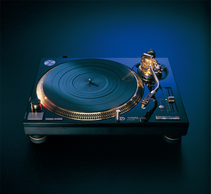 ヒストリー｜ダイレクトドライブターンテーブルシステム SL-1200M7L