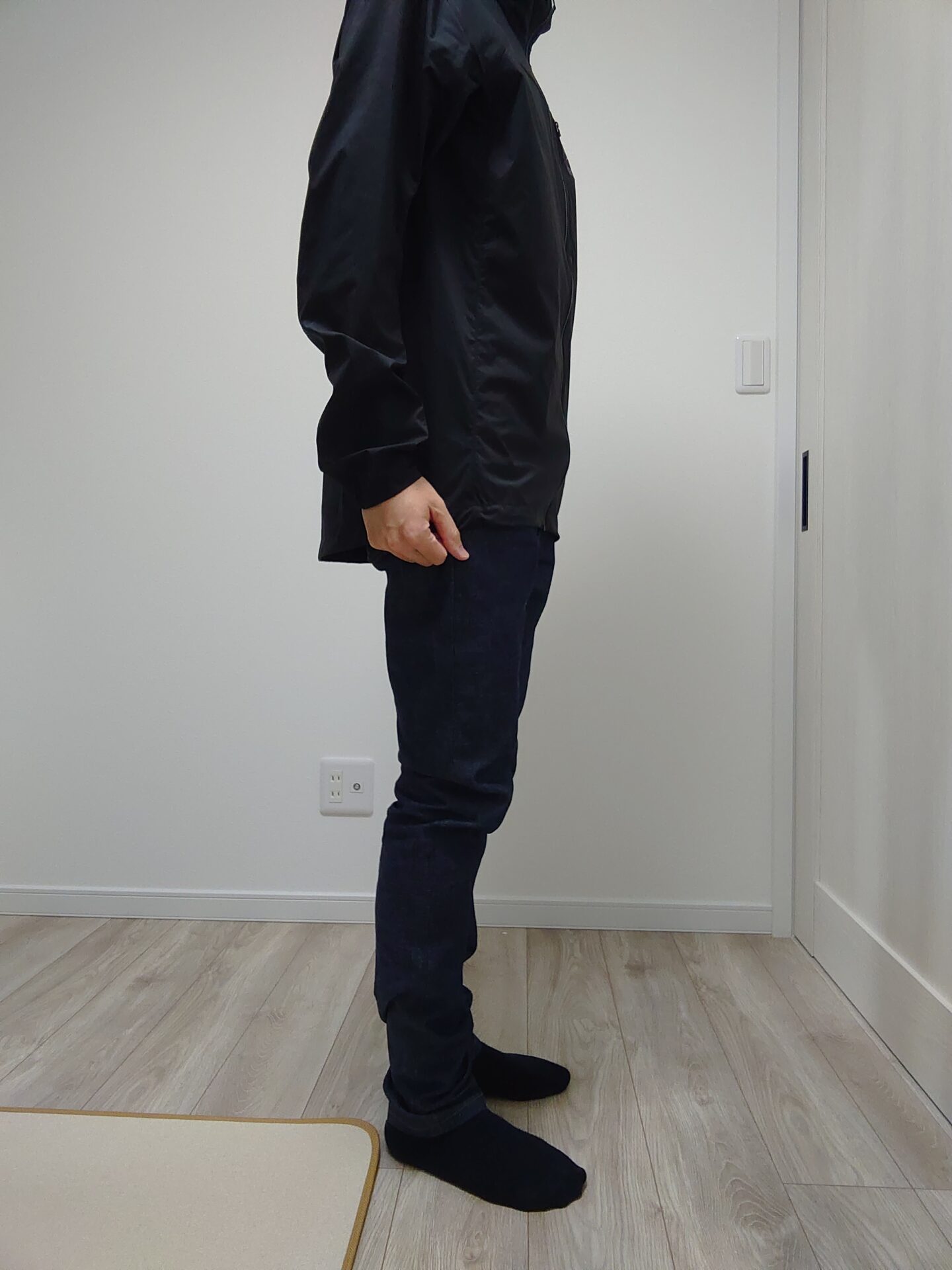 アークテリクス】スコーミッシュフーディのサイズ感やスペックを