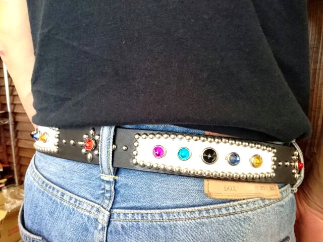 ヴィンテージスタッズ復刻デザインベルト