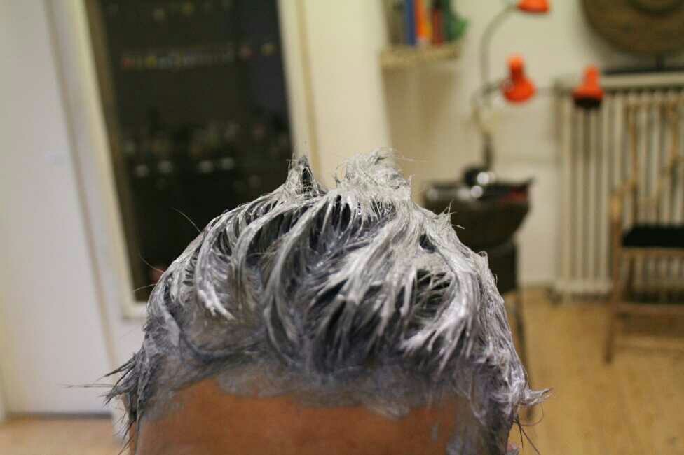 ドイツの美容室事情】オキシ12%でブリーチカラーするとどうなるか