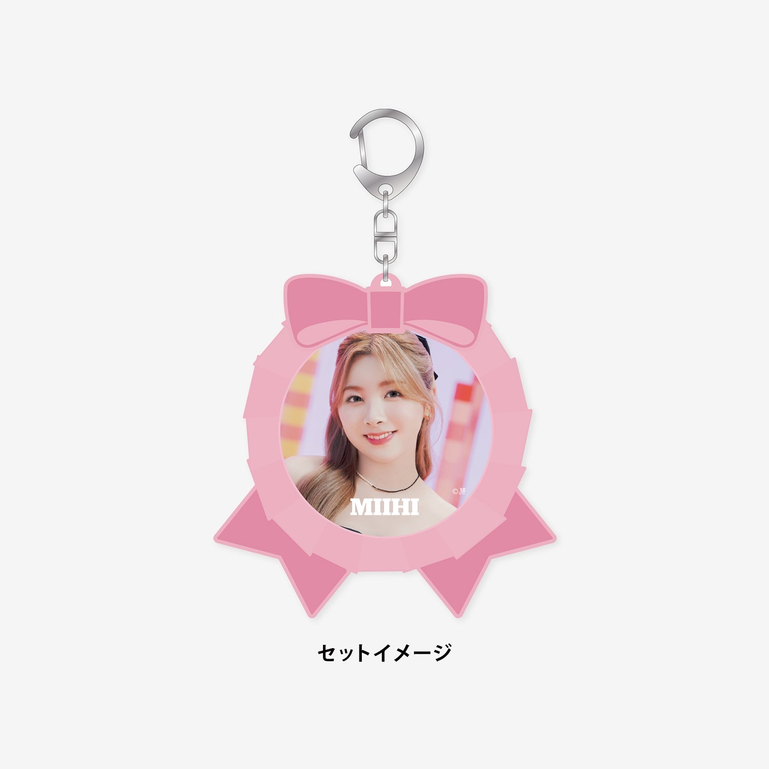 PHOTO BADGE WITH CASE - MIIHI / NiziU『Debut 3rd Anniversary