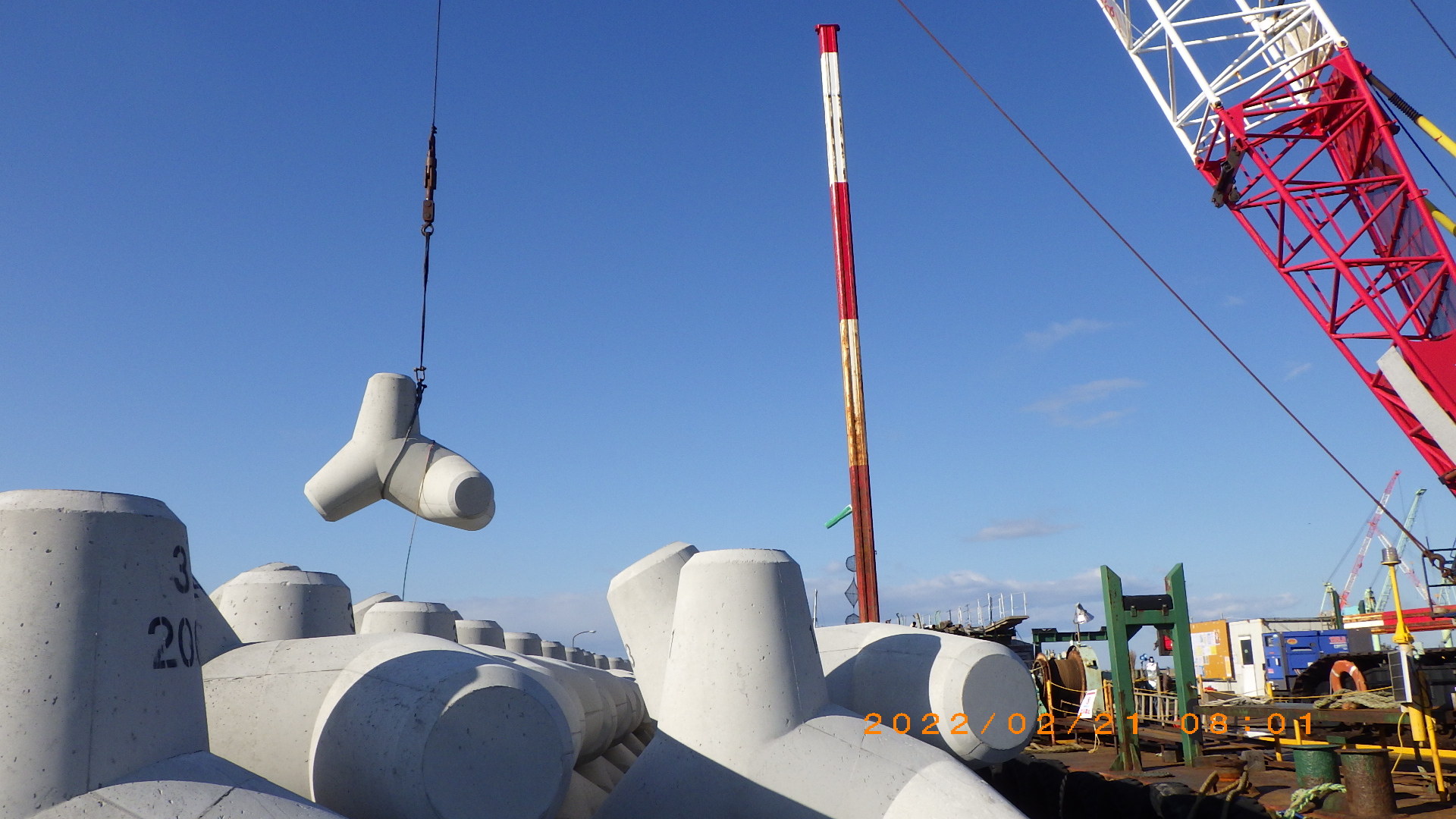 船方漁港テトラポッド設置玉掛作業 | 株式会社大隅工業（千葉県千葉市）