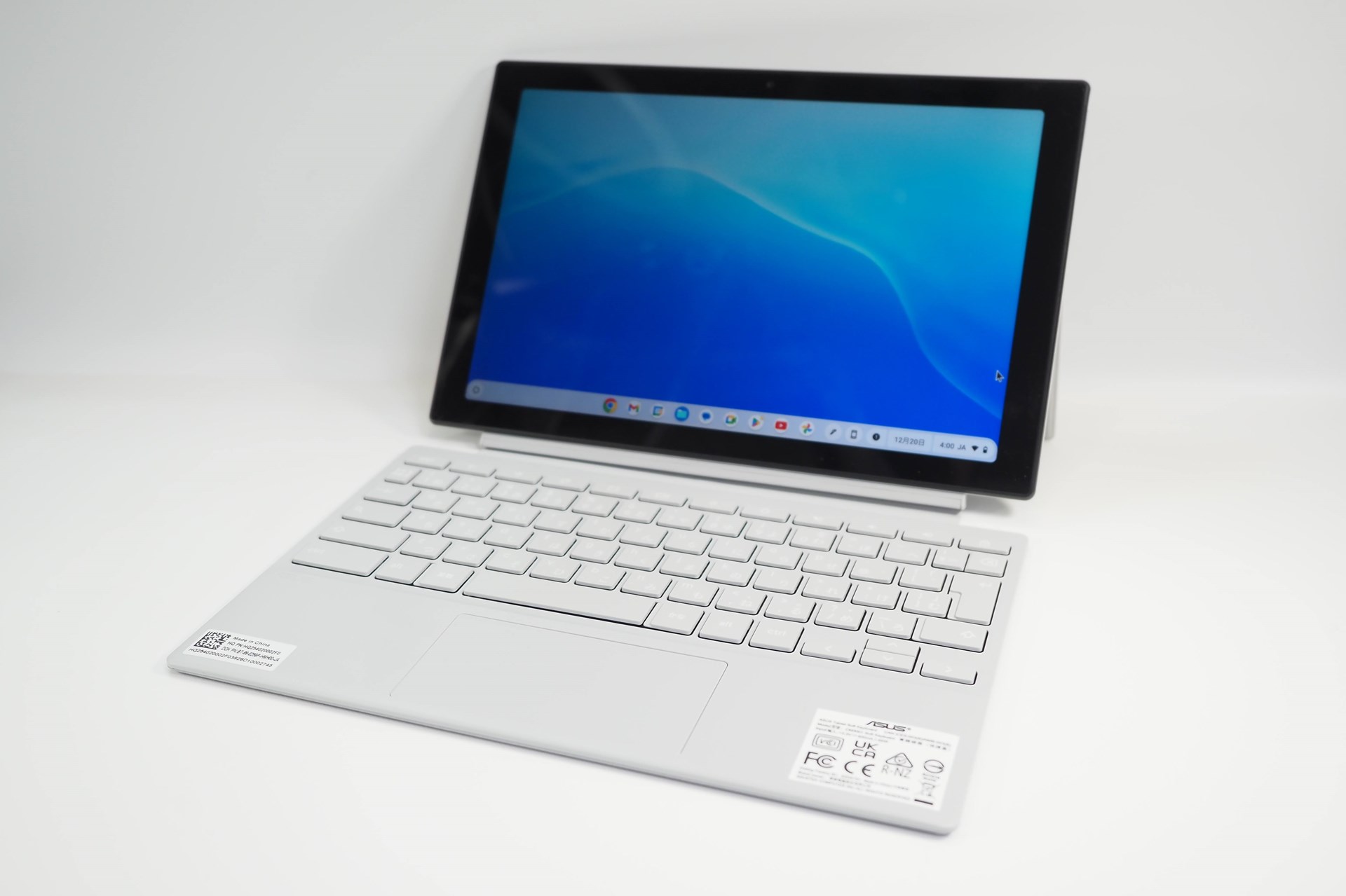 auで独占販売、ASUSのChromebook新モデル「CM30 Detachable(CM3001