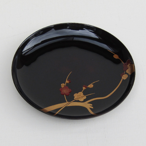 輪島塗 菓子器 丸形 -梅の高蒔絵仕上げ- [内外面とも黒タメ色]｜輪島市
