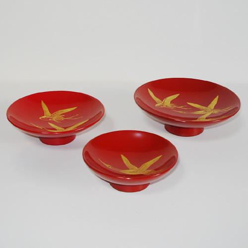 輪島塗 杯(盃) 大中小3枚組 -鶴の沈金仕上げ- [朱色]｜輪島市の輪島塗