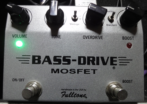 FulltoneのBASS-DRIVE MOSFET: 亀田誠治師匠を愛するベースマン亀美