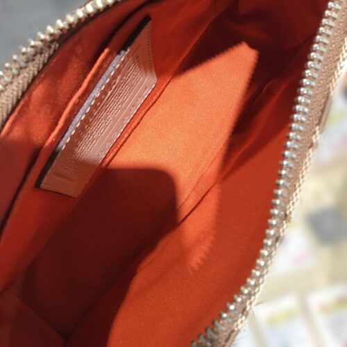 COACH（コーチ）6094 シグネチャーアクセサリーポーチ】の買い取り価格