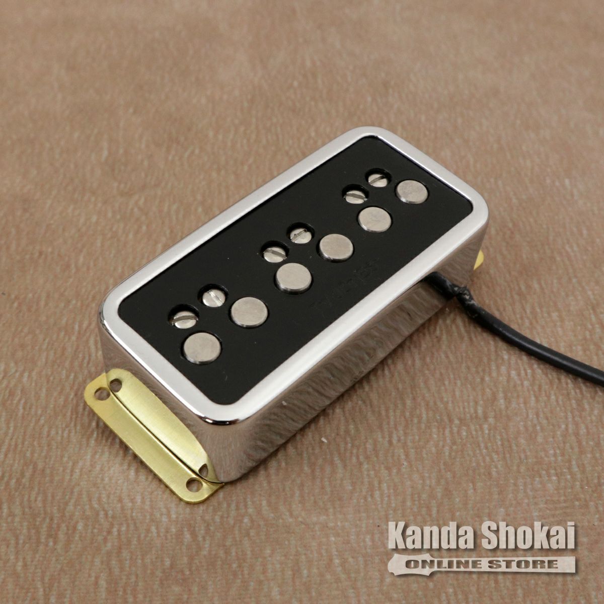 000000008739-01-m.jpg?t=