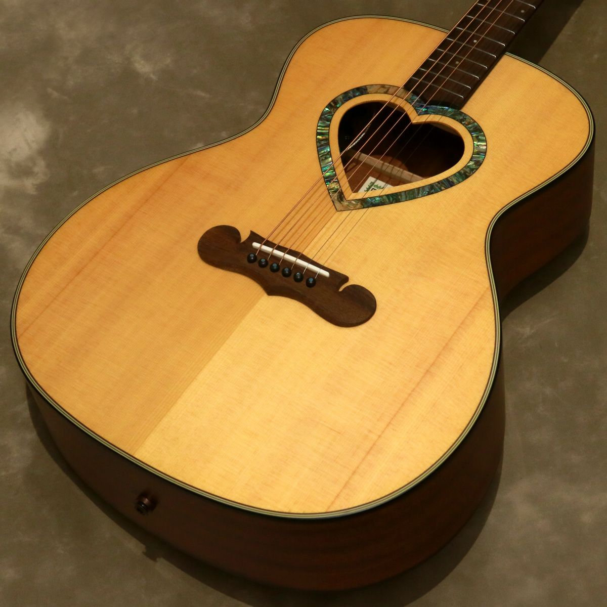 Zemaitis ( ゼマイティス ) CAG-100HS-FGR-E, Forest Green | ギターの