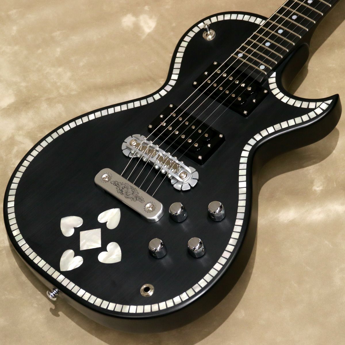 VOCU ( ヴォーキュ ) Magic BLEND Room Spec.B | ギターの通販なら