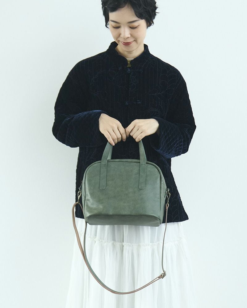 どの世代にもマッチする、軽フワでかっこいい「fuwari ボストン