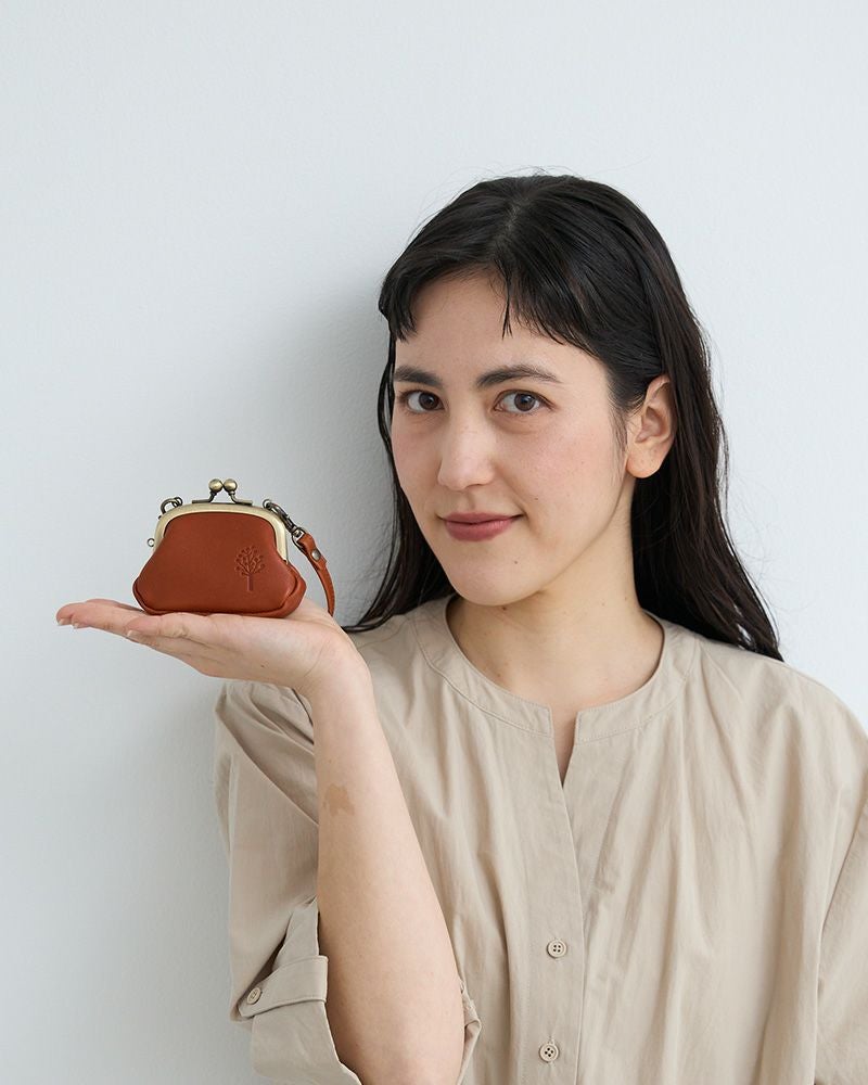 ふんわり手触りが心地よい！浅草発・Kanmiの革小物コレクション