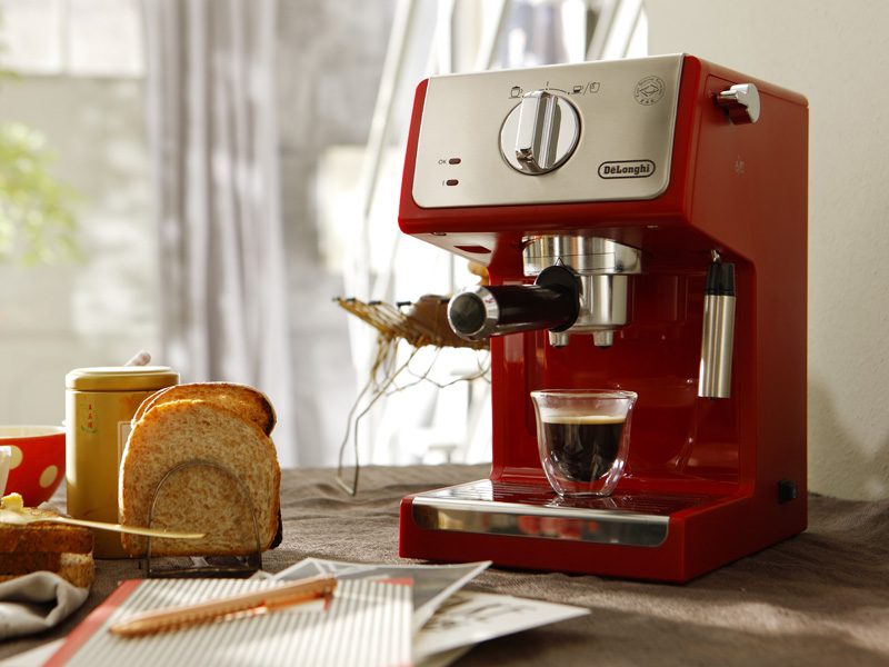 デロンギ、カプチーノなどミルクメニューも楽しめる2万円台の