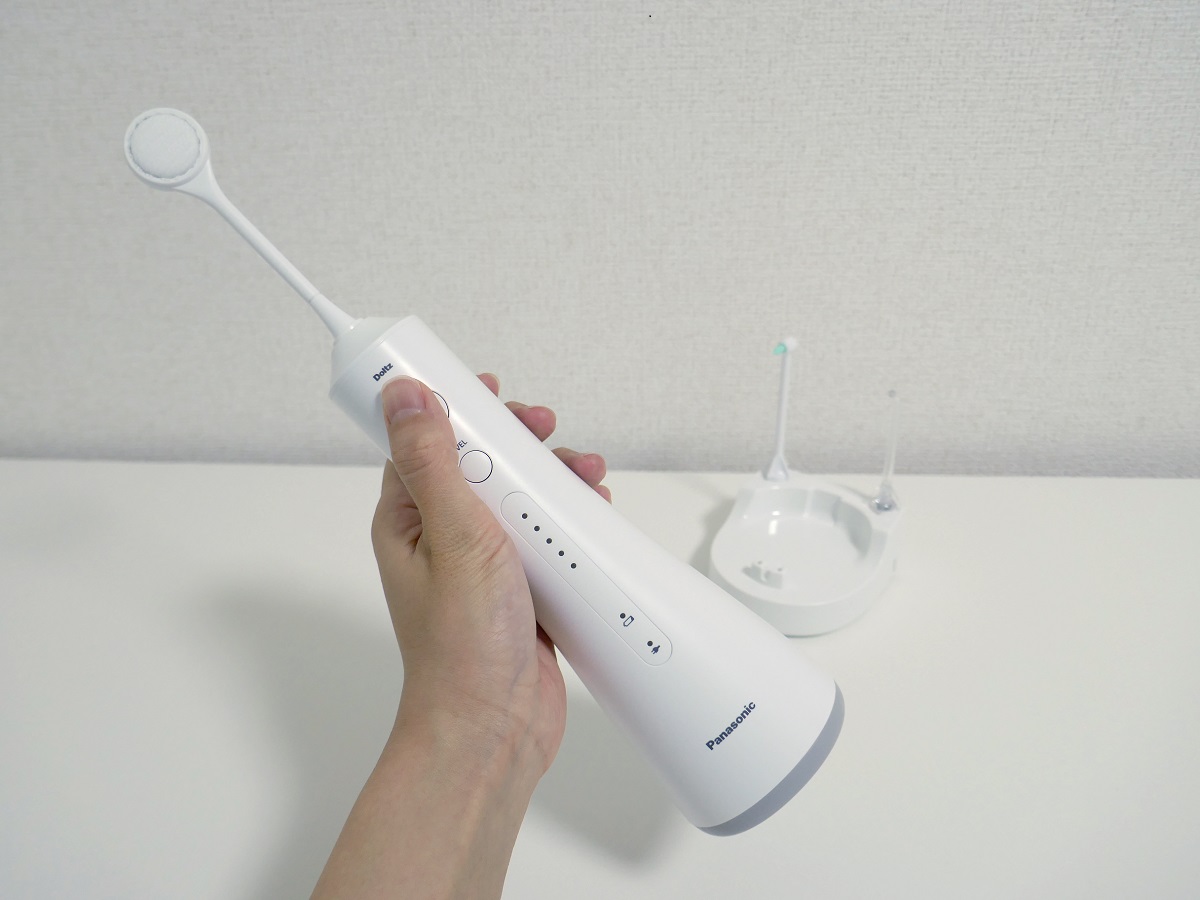 優しく舌を磨くジェットウォッシャー ドルツ、マスクで気になる口腔