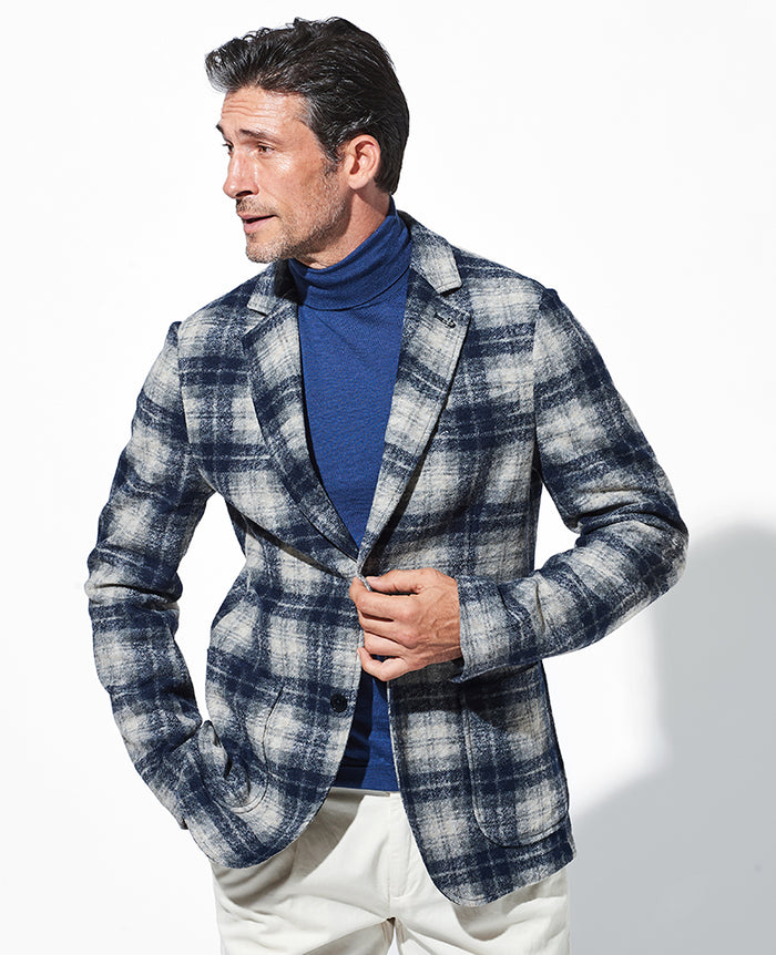 0925DISTRETT_002_M_016_700x.