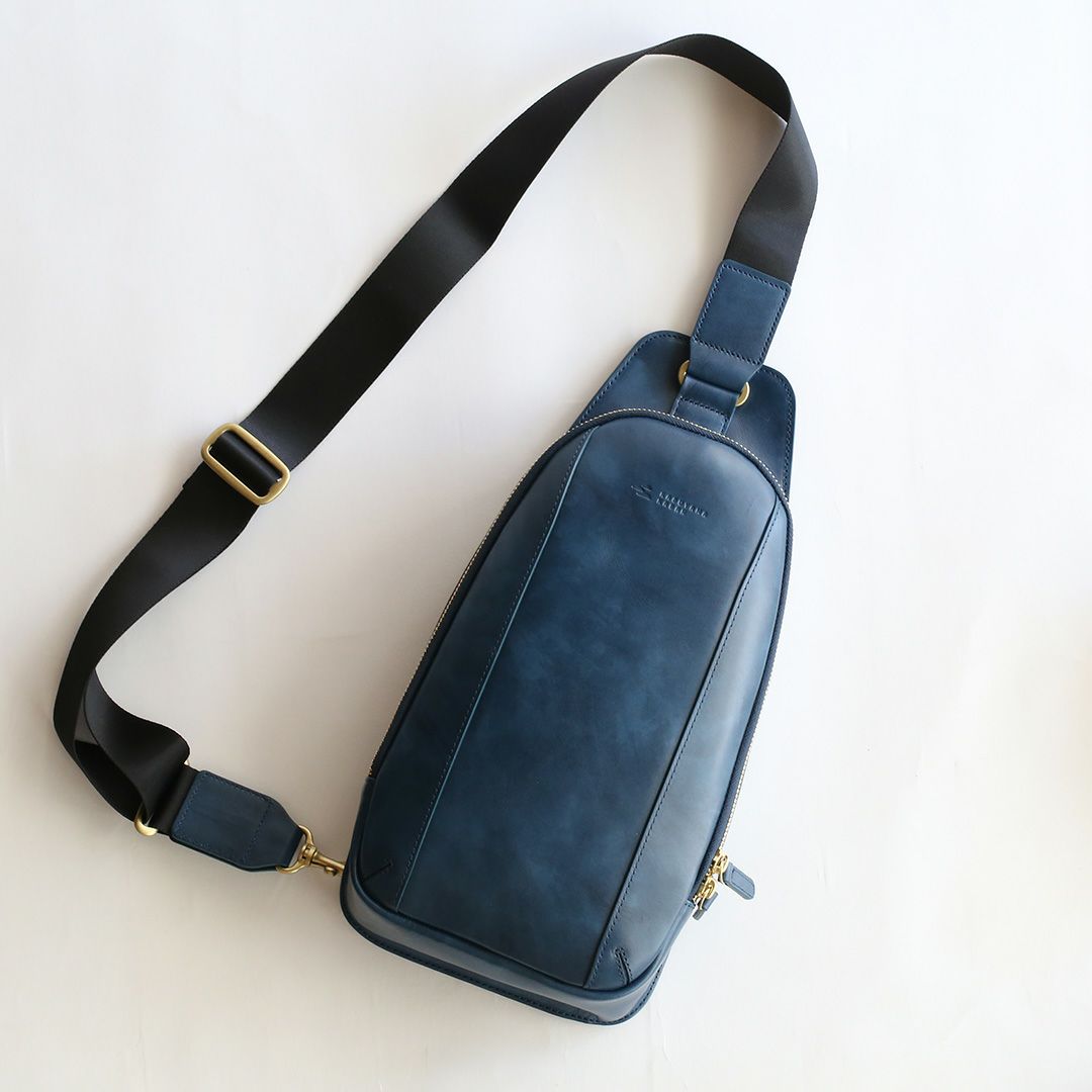 レザーボディバッグ・革製ボディバッグ | 香久山鞄