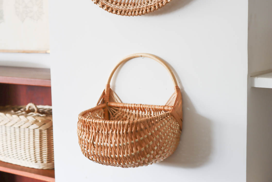 ラトビア ウォールバスケット