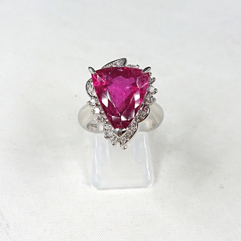 Pt900 ピンクトルマリン(7.75ct)メレダイヤ(0.43ct)付リング 買取実績
