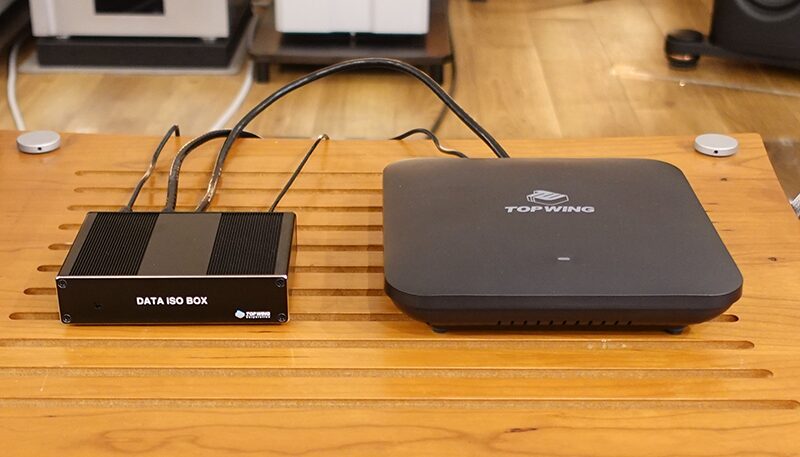 オーディオ用ルーター、Top Wing - DATA ISO BOX 常設しました