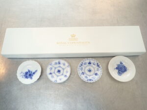 楽山 湯呑 ぐい呑み 蟹彫細工 楽山焼 | 高く売るなら『買取ドーーン