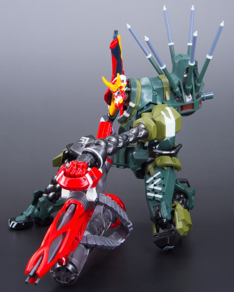 超重装備「新2号機α」をエヴァエヴォで立体化!!｜海洋堂広報ブログ