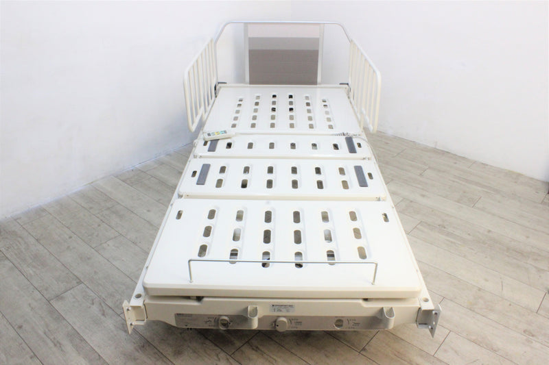 中古】パラマウントベッド 電動ベッド（PA-5132）3モーター キャスター